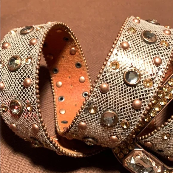 Leather bedazzled embellished belt worn once